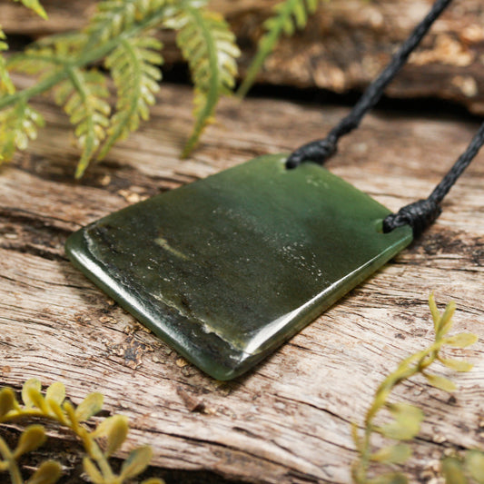 NZ Greenstone Small Freeform Toki Pendant (BN431) Rimu Pounamu