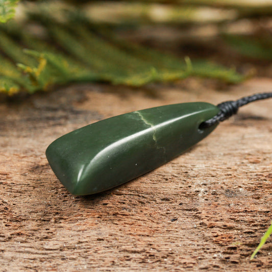 NZ Greenstone Small Freeform Toki Pendant (BN478) Kawakawa Pounamu