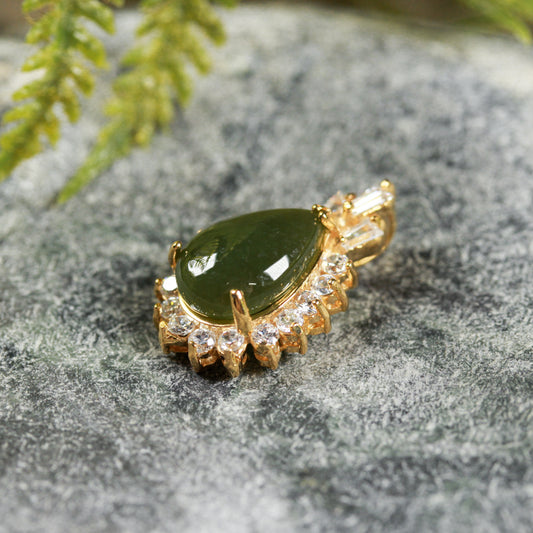 NZ Greenstone XSmall Gold Plated Pendant with White Sapphire (BT398) Kawakawa Pounamu