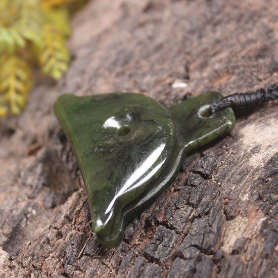 Rimu pounamu dog whistle