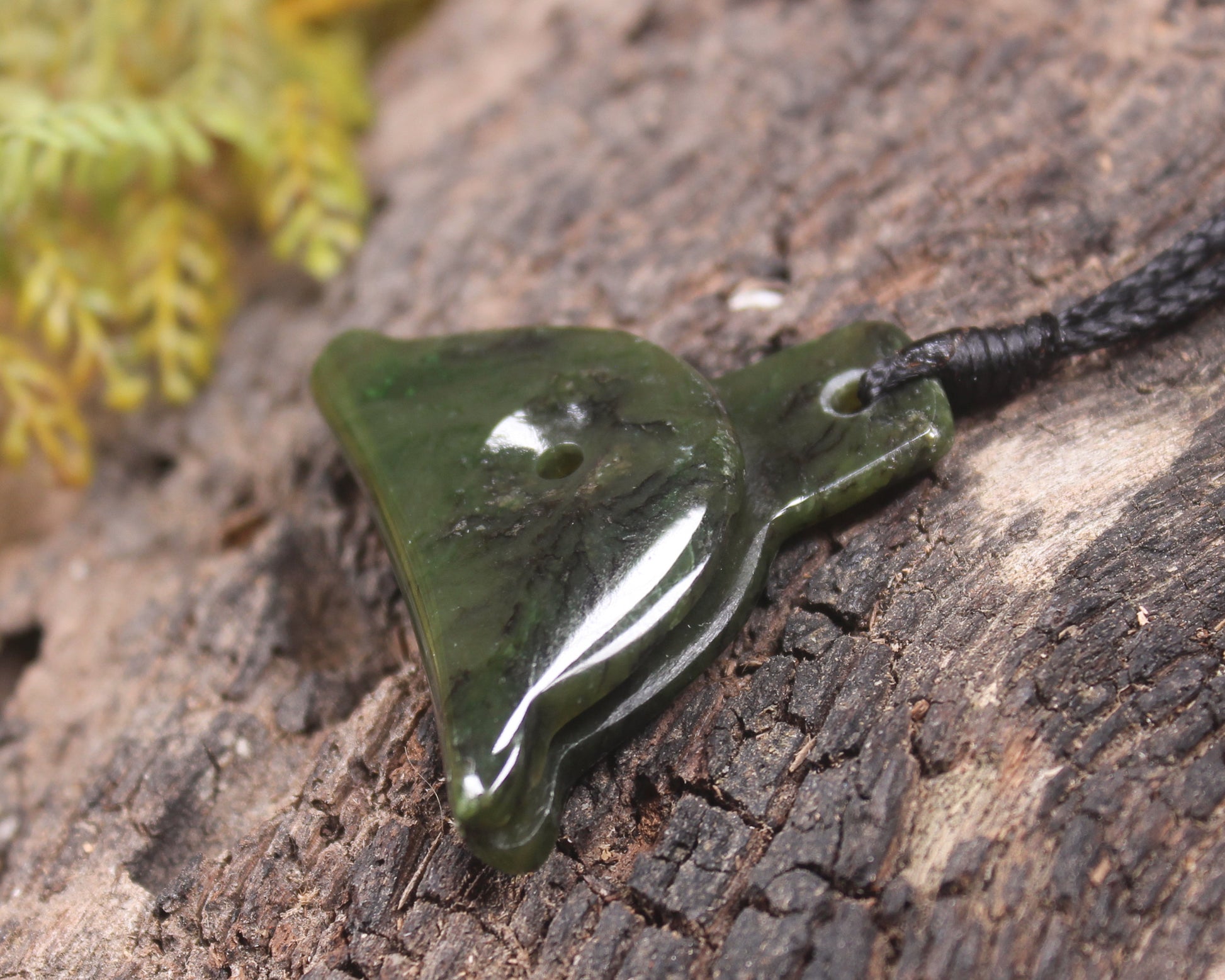 Rimu pounamu dog whistle
