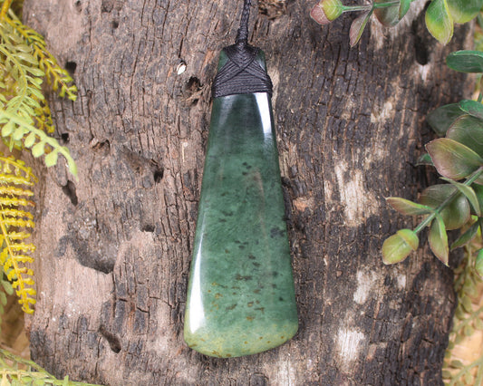 Toki or Adze Pendant carved from Flower Jade Pounamu - NZ Greenstone