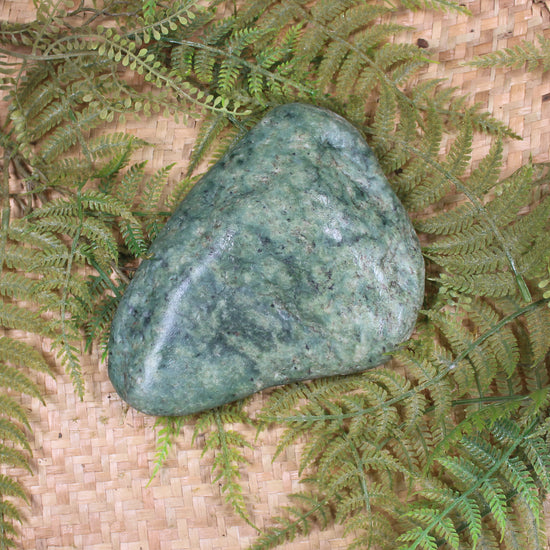 Freeform Kawakawa Pounamu Sculpture