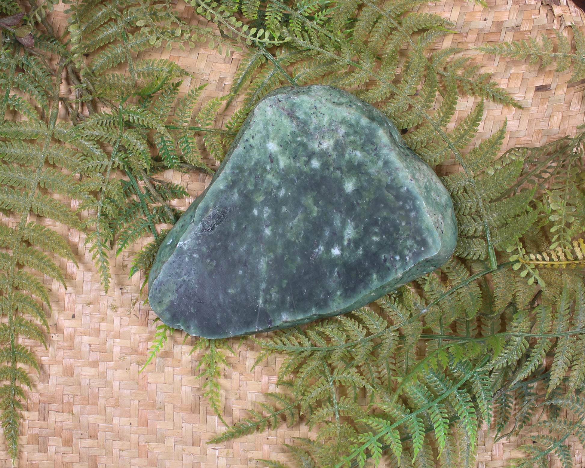 Freeform Kawakawa Pounamu Sculpture