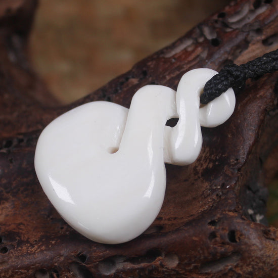 Pikorua or Twist carved from NZ Beef Bone