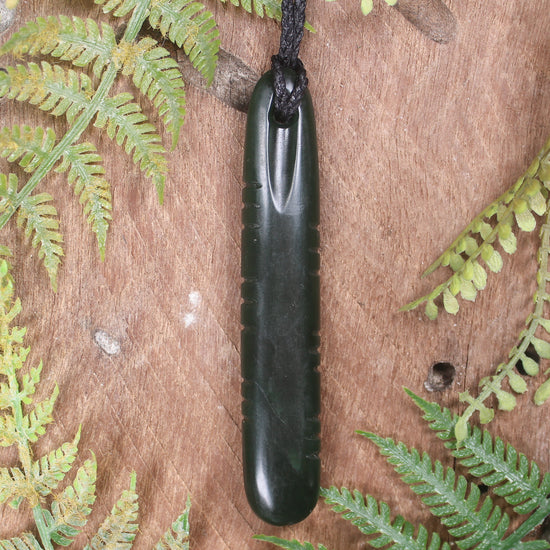 Kawakawa Pounamu Roimata Pendant - NZ Greenstone