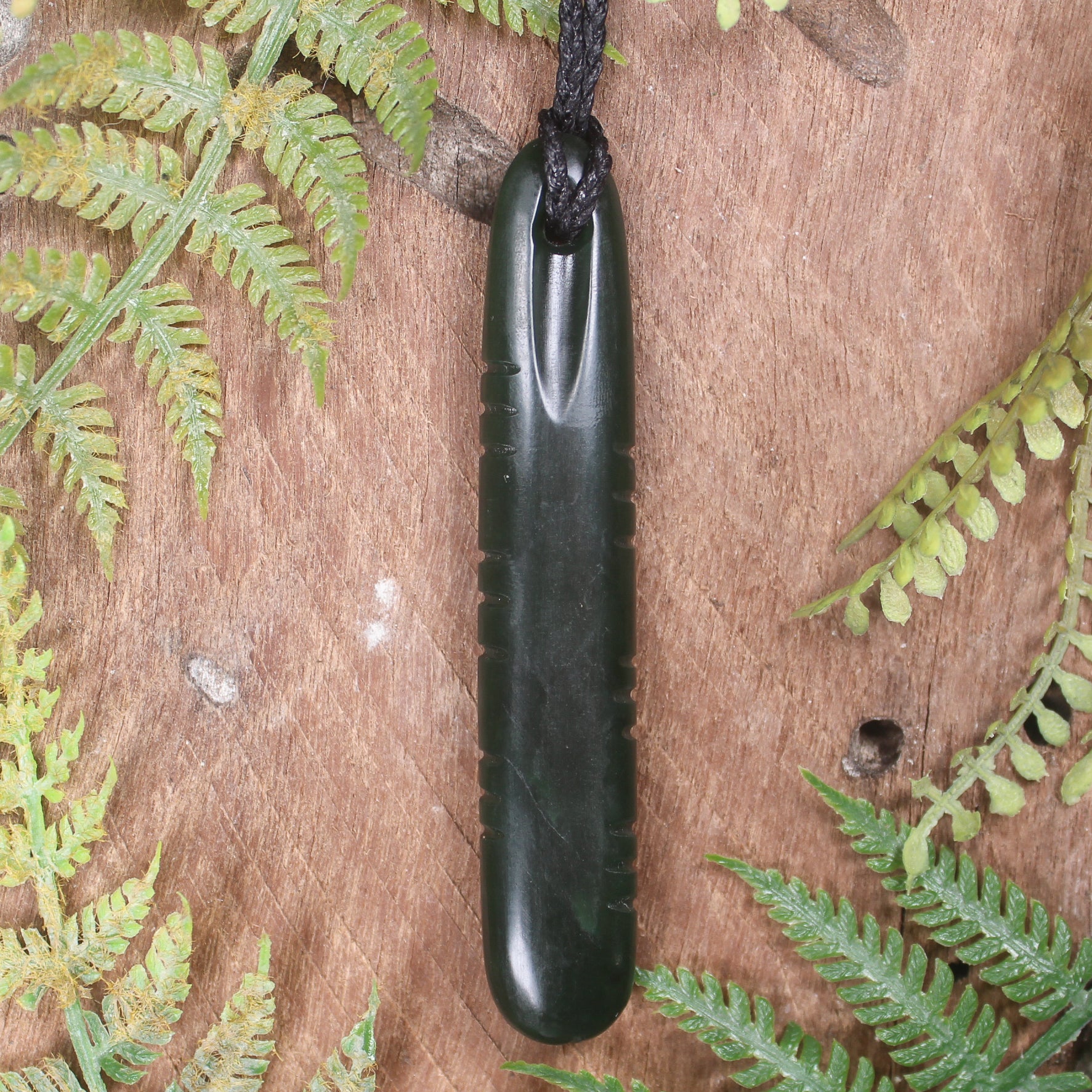 Kawakawa Pounamu Roimata Pendant - NZ Greenstone