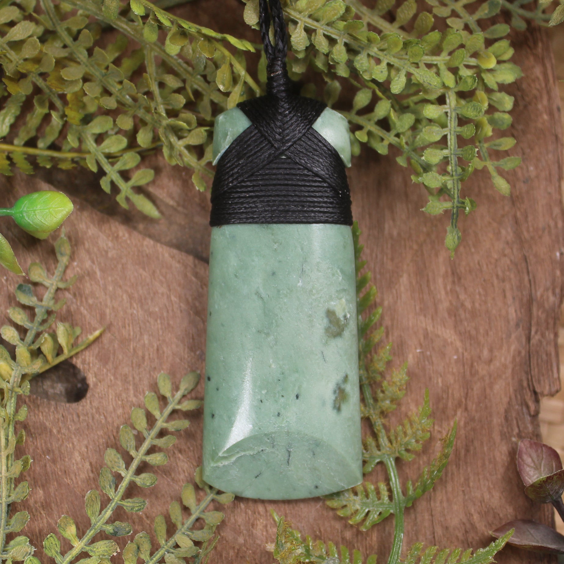 Pair of Toki and Roimata pendants carved from Auhunga pounamu - NZ Greenstone