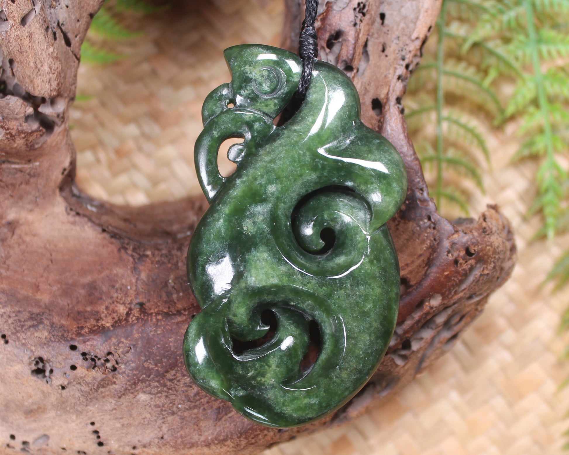 Manaia carved from Kawakawa Pounamu - NZ Greenstone