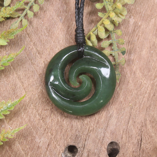 Kawakawa Pounamu Koru