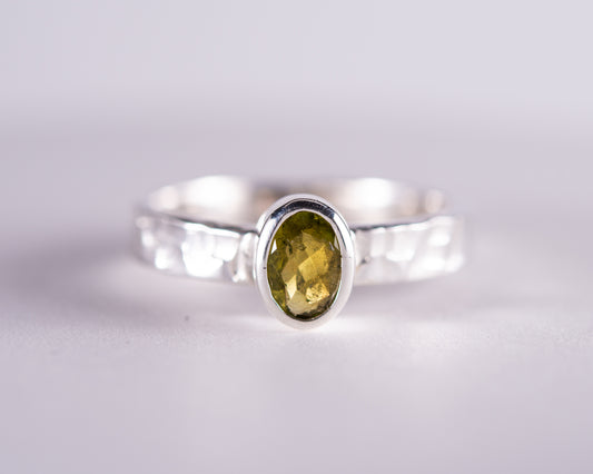 Green Tourmaline Sterling Silver Ring Size 7
