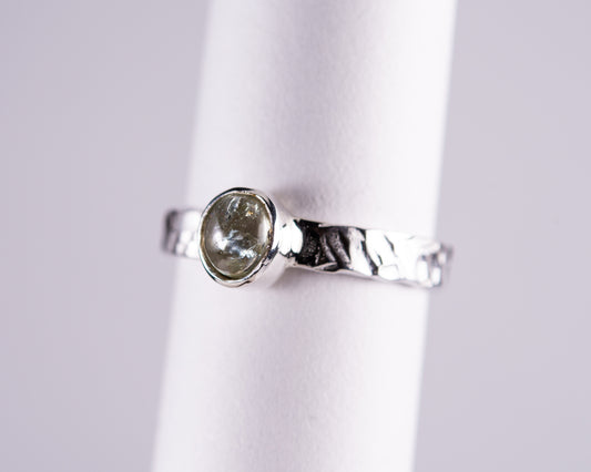 Green Tourmaline Sterling Silver Ring US8 (BM605)