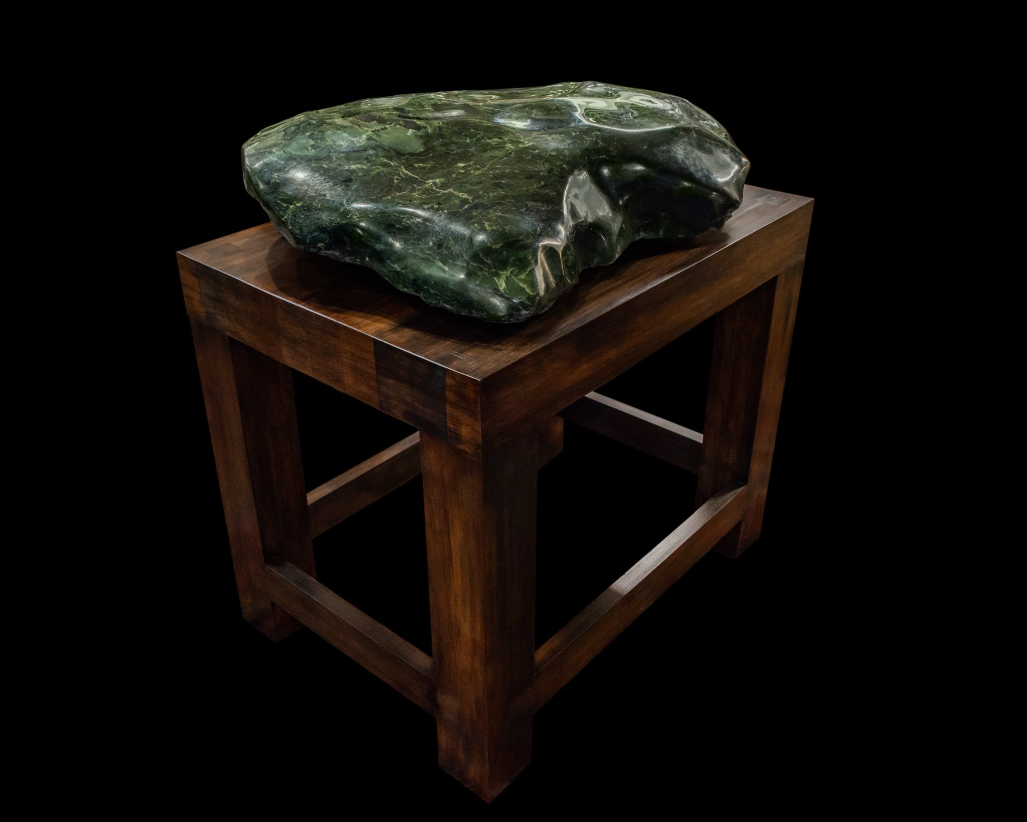 NZ Greenstone Freeform Sculpture (BH300) Rimu Pounamu