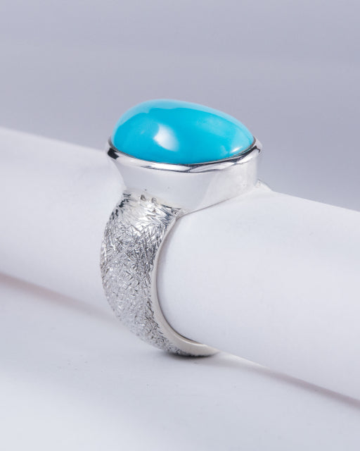 Kingman Mine Turquoise Sterling Silver Ring S8 (AH767)