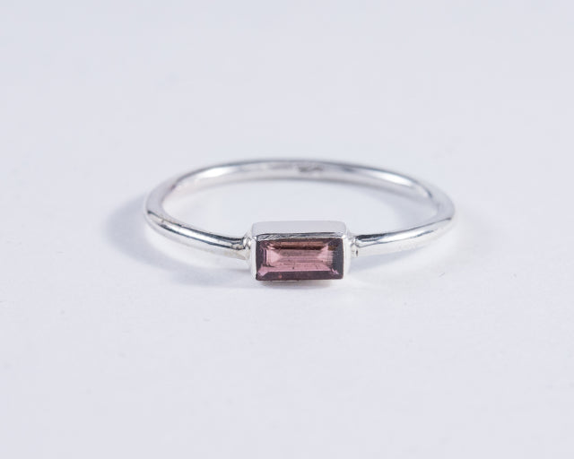 Pink Tourmaline Sterling Silver Ring Size 7 (AH729)
