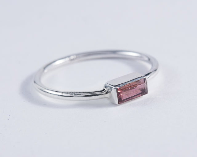 Pink Tourmaline Sterling Silver Ring Size 7 (AH729)