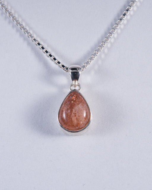 Sunstone Sterling Silver Pendant (AH942)