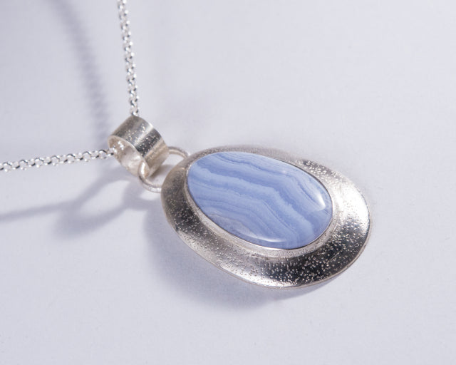 Blue Lace Agate Sterling Silver Pendant (AH823)