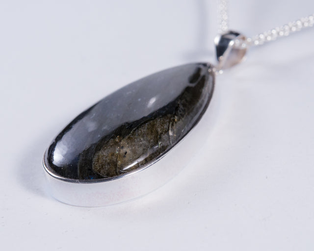Labradorite Sterling Silver XLarge Pendant (AH923)