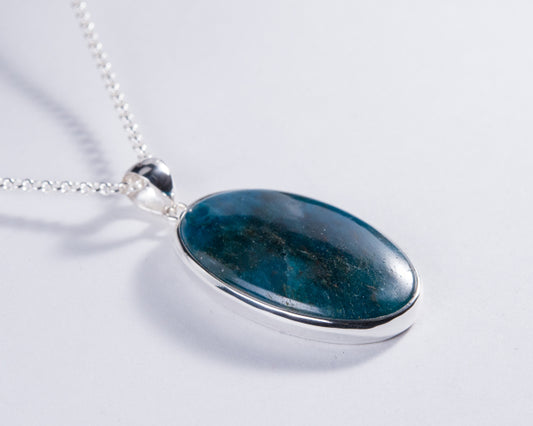 Blue Apatite Sterling Silver Pendant (AH839)