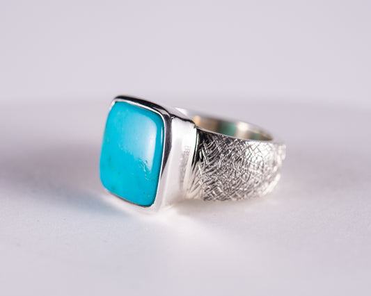 Kingman Mine Turquoise Sterling Silver Ring S7 (S601)