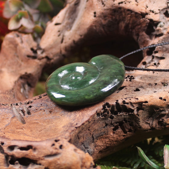 Koru pendant carved from Kawakawa Pounamu - NZ Greenstone