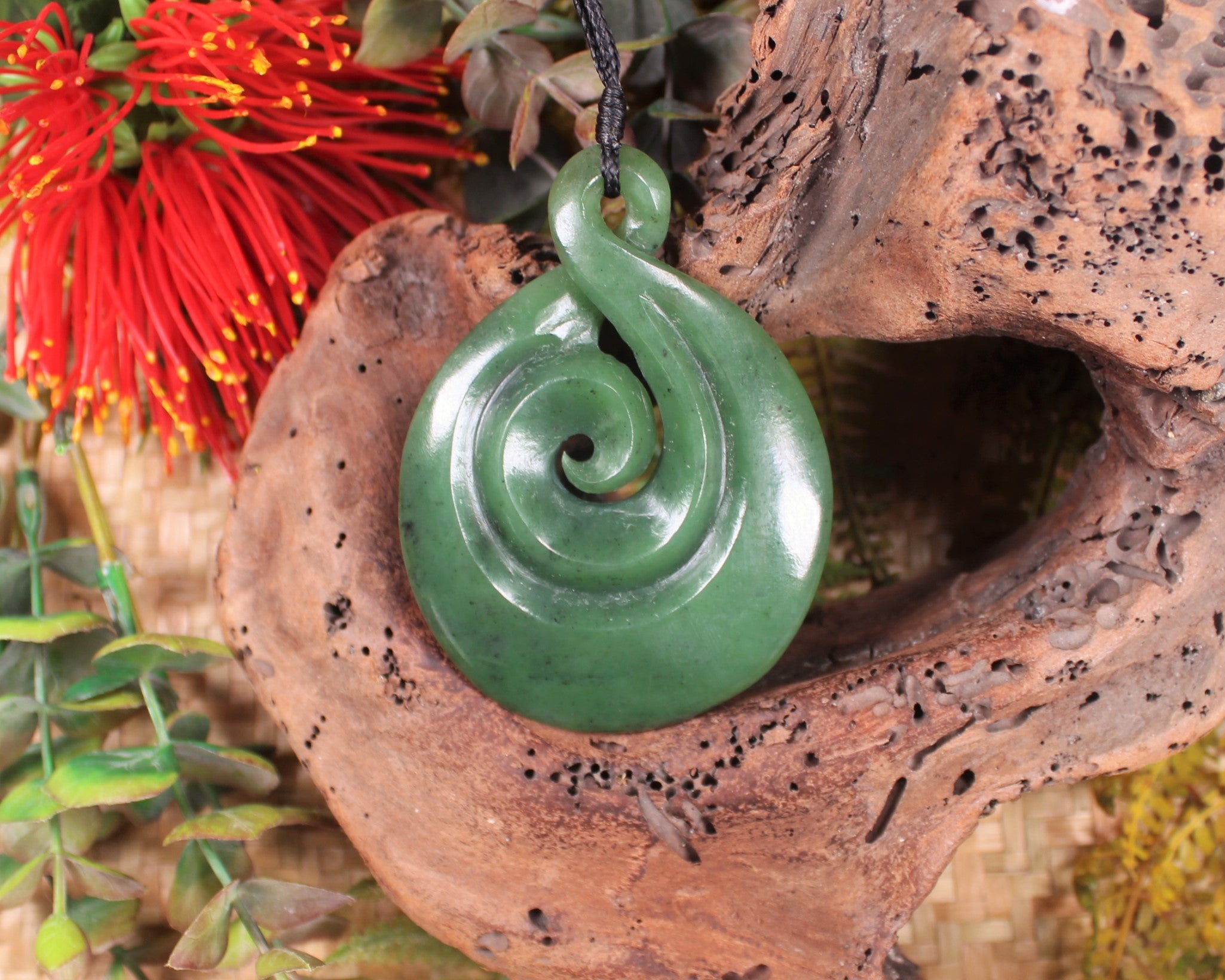 Koru Twist carved from Hapopo Pounamu - NZ Greenstone