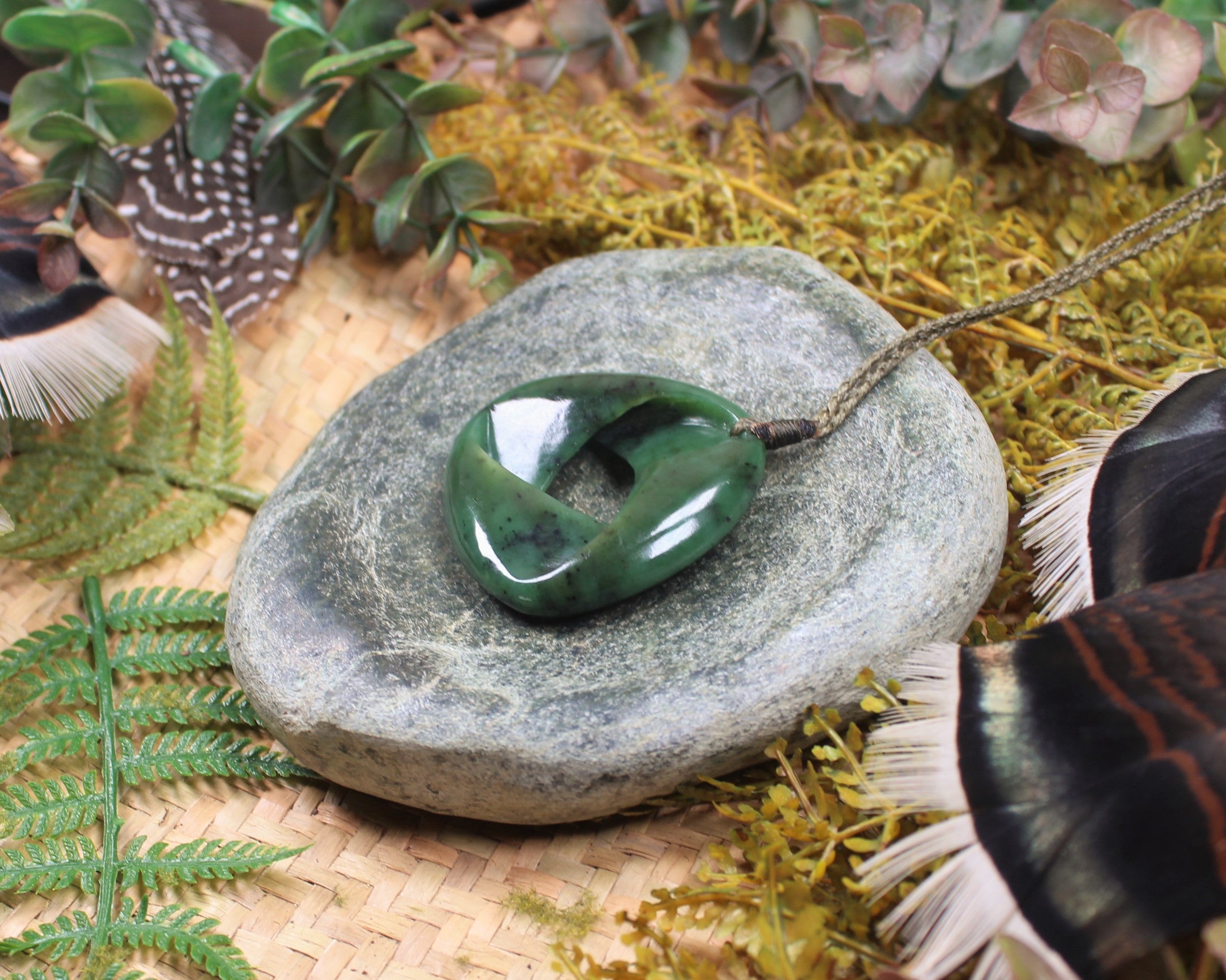 Mobius Ribbon Pendant carved from Hapopo Pounamu - NZ Greenstone