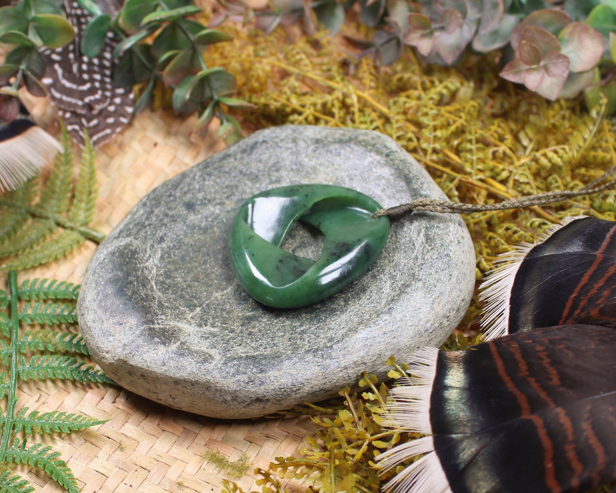 Mobius Ribbon Pendant carved from Hapopo Pounamu - NZ Greenstone