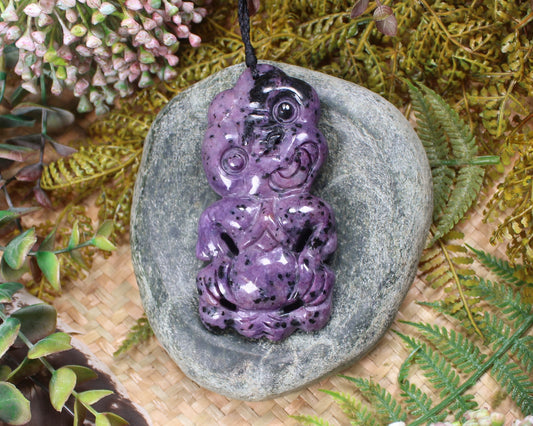 Hei Tiki carved from Russian Charoite