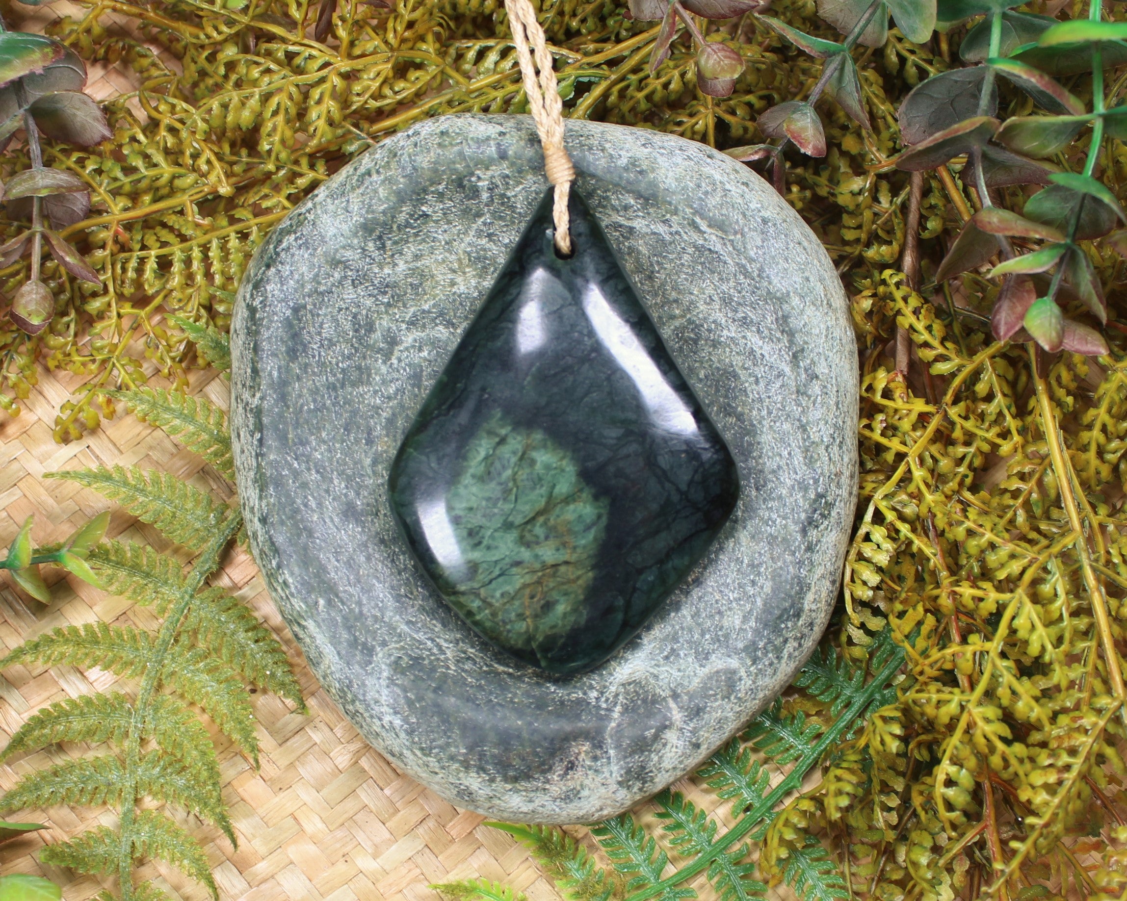 Roimata or Teardrop carved from NZ Serpentine