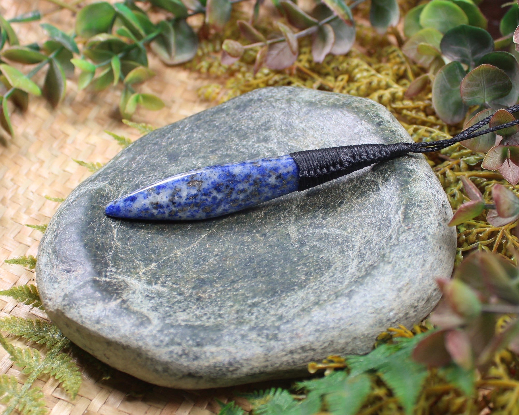 Roimata or Teardrop carved from Lapis Lazuli