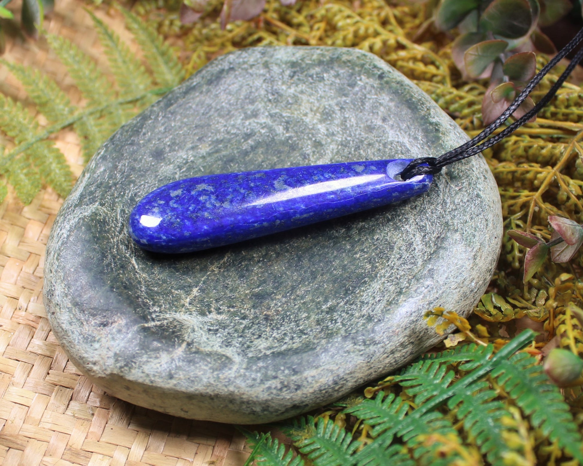 Roimata or Teardrop carved from Lapis Lazuli