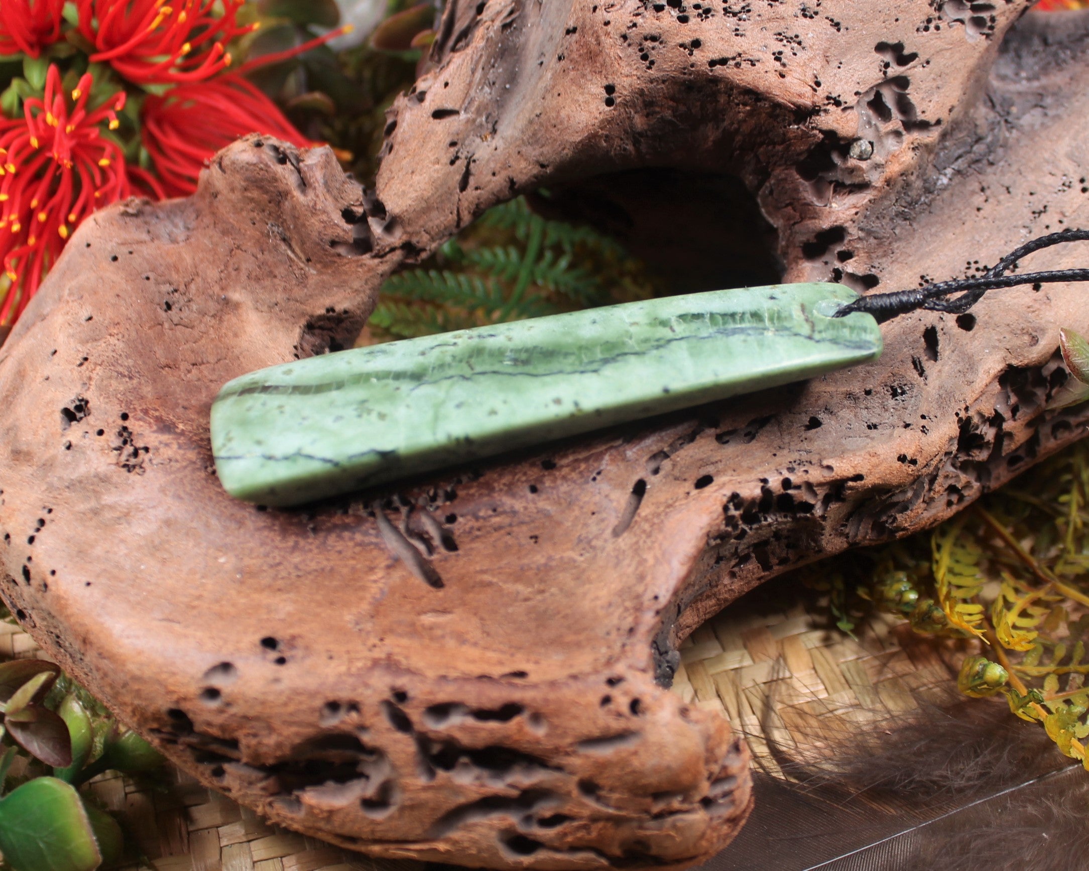 Toki or Adze Pendant carved from Kawakawa Pounamu - NZ Greenstone