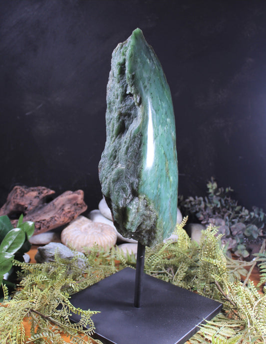 Freeform Pounamu Sculpture - Hapopo Pounamu - NZ Greenstone