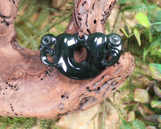 Pekapeka Pendant carved from Kawakawa Pounamu - NZ Greenstone