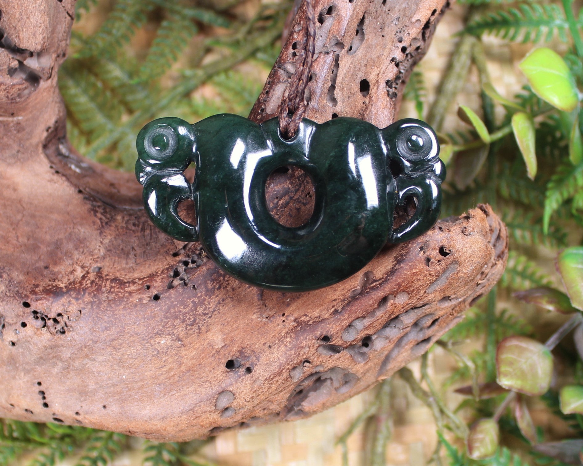 Pekapeka Pendant carved from Kawakawa Pounamu - NZ Greenstone