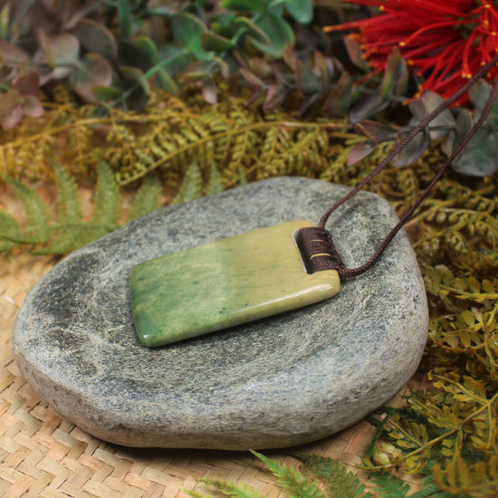 Toki or Adze Pendant carved from Flower Jade Pounamu - NZ Greenstone