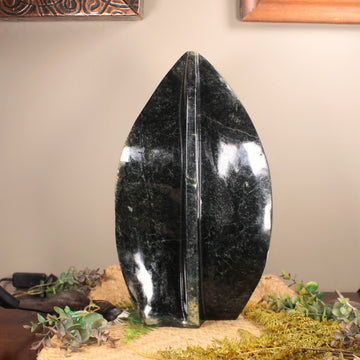 Freeform Serpentine Pounamu Sculpture