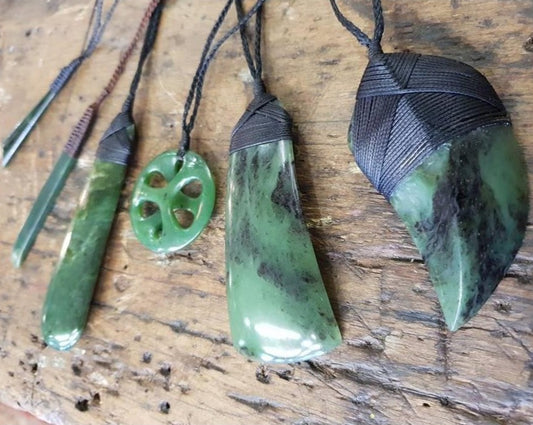 Pounamu Pendant Binding