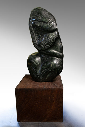 NZ SERPENTINE SCULPTURE WAHINE (A281)